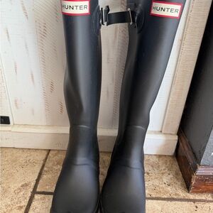 Hunter Classic Black Footwear
